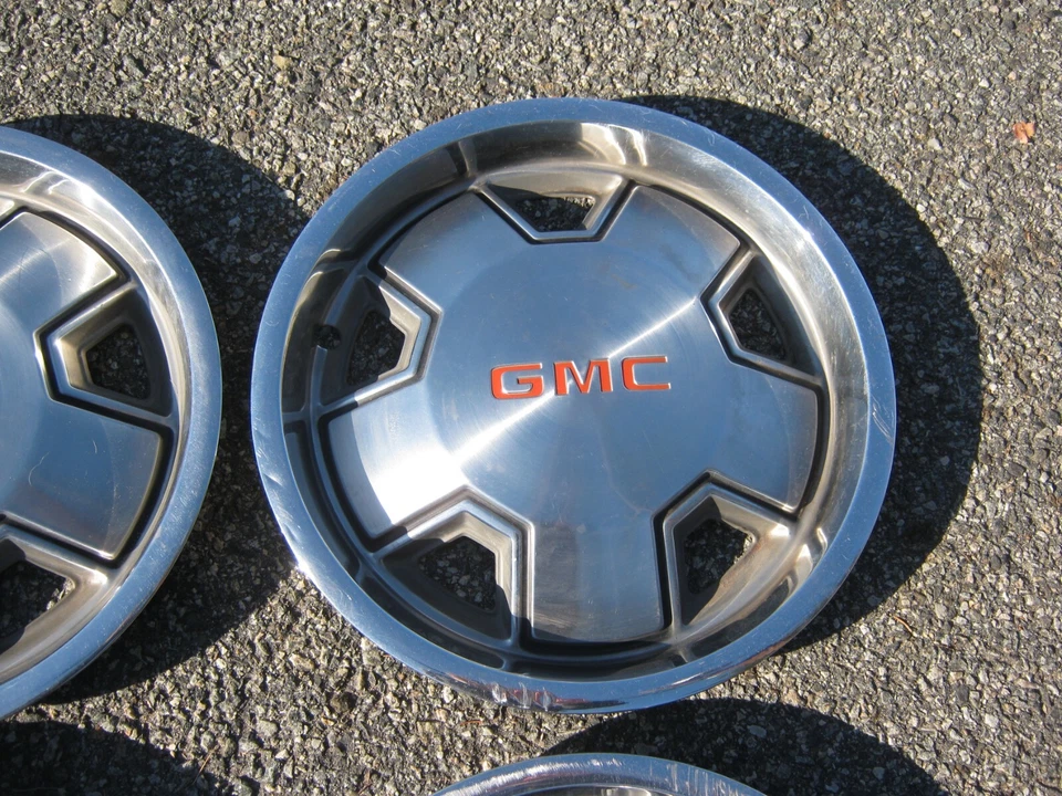 Tapacubos originales GMC Sonoma S10 S15 1982 a 1988 14 pulgadas cubiertas de rueda Foto 4 de 4