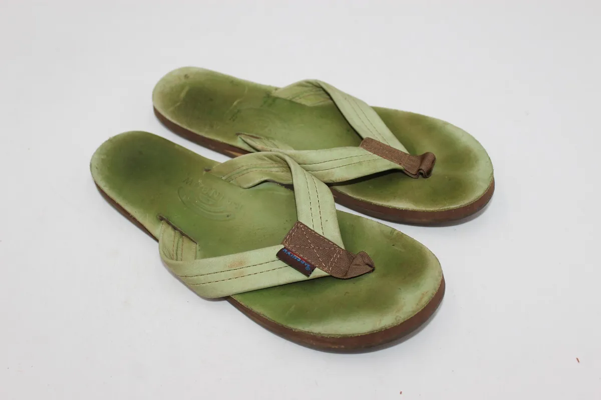 RAINBOW Sandals Flip Flops GREEN Authentic Unisex Size M? 10.25 Leather  Nice