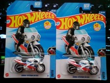 2025 HOT WHEELS MAINLINE 224 CASE M HONDA VFR750R RC30 SERIES MOTO 4/5
