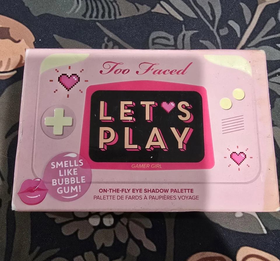 Too Faced Let's Play Mini Eyeshadow Palette - Brand New - Image 2 of 4