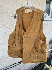 Black Sheep Brand Men’s Tan Hunting Vest  SIze Sml