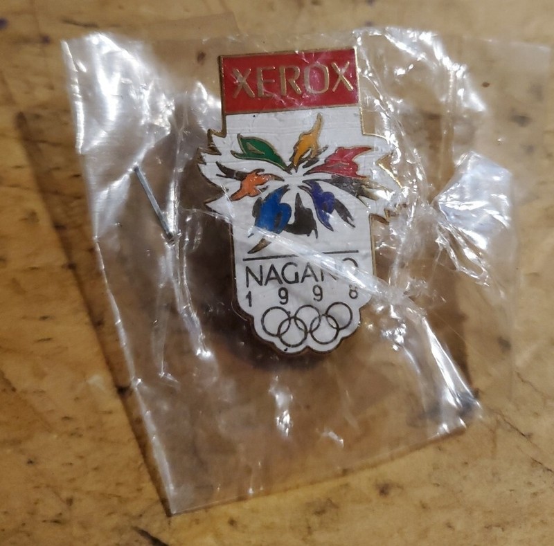 XEROX NAGANO 1998 OLYMPIC SPONSOR PIN New In Original Plastic Stapled Bag