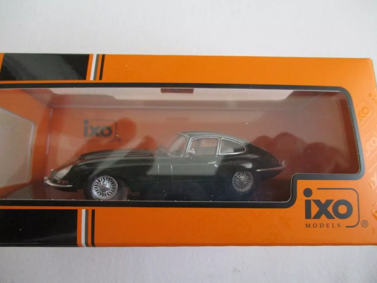 Miniature Jaguar E Type 1963 1/43 Green IXO CLC 485N