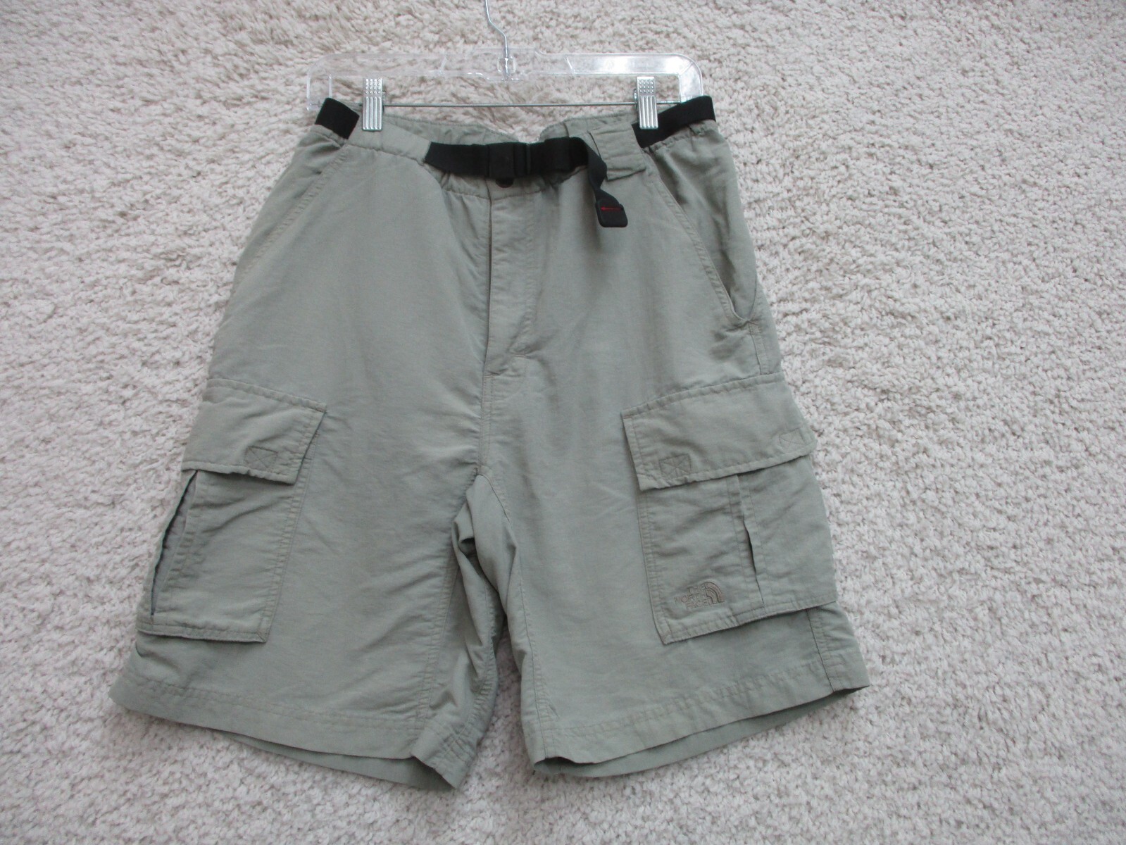 The North Face Shorts 30 Mens Green Cargo Pockets Hiking Logo Modern Fit Casual