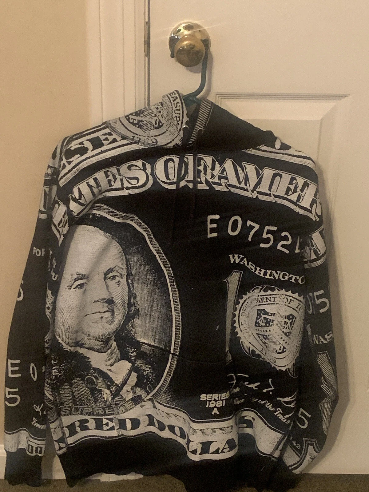 Sweat à capuche Supreme * Rare* Benjamin Franklin 100 dollars taille Grand (L)