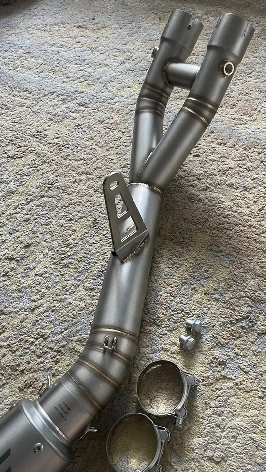 Yamaha MT10 2015-2024 Exhaust System - Image 2 of 4