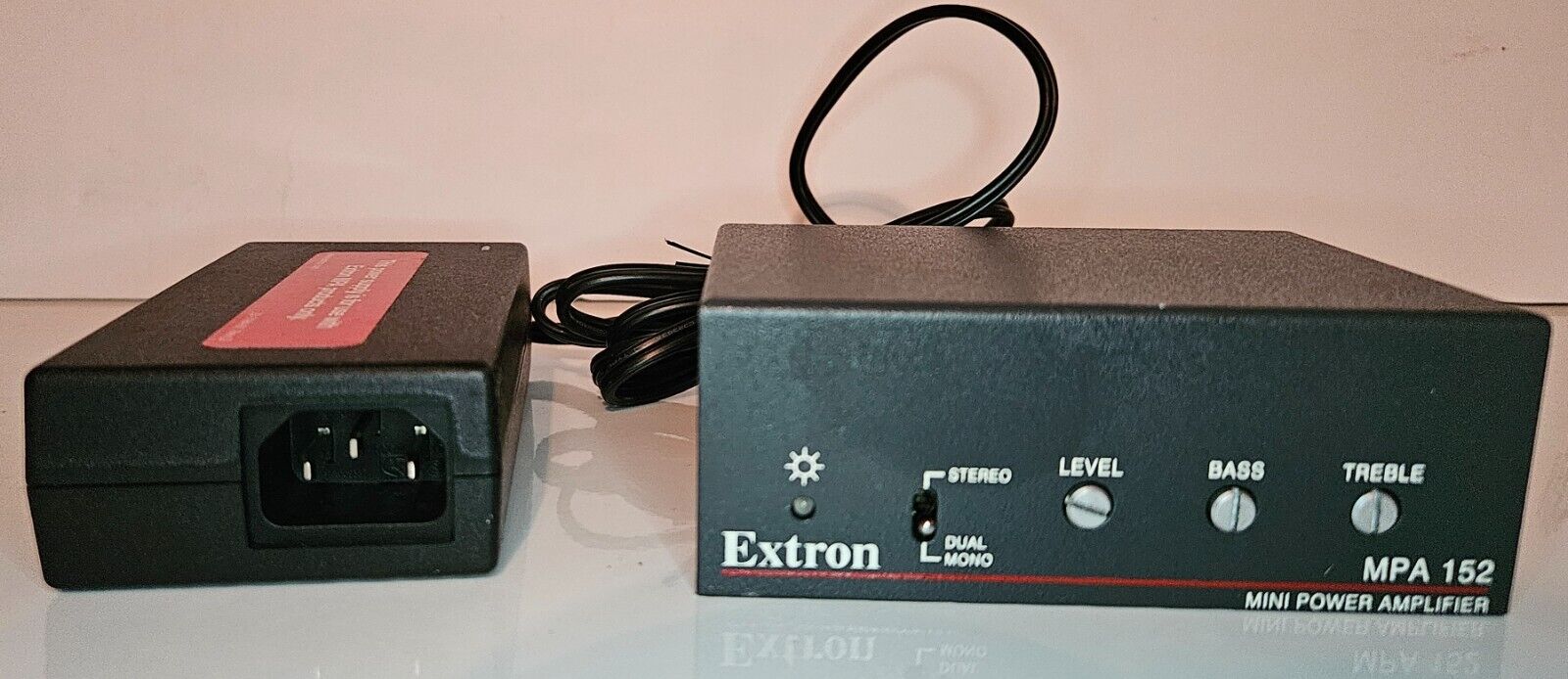 Extron MPA 152 Mini Power Amplifier