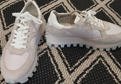 Tamaris Sneaker Damen Gr 37 Beige/Weiß Low Top Schnürung Profilsohle
