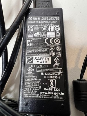 Hoioto ADS-25SG-19-3 19025E AC/DC Power Adapter 24.7W 19V 1.3A 