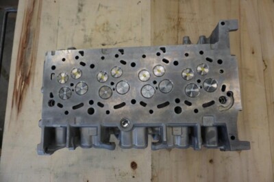 Zylinderkopf mit Ventile Ford Transit 2,2 TDCI - DRFG, UHFA, UHFB, USF6, CVFF -