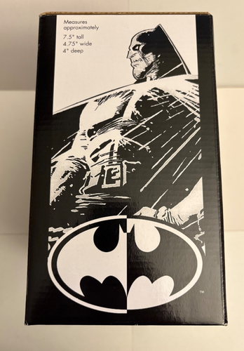 Batman Black and White Statue Frank Miller (DC Direct 2008) - Bild 12 von 16