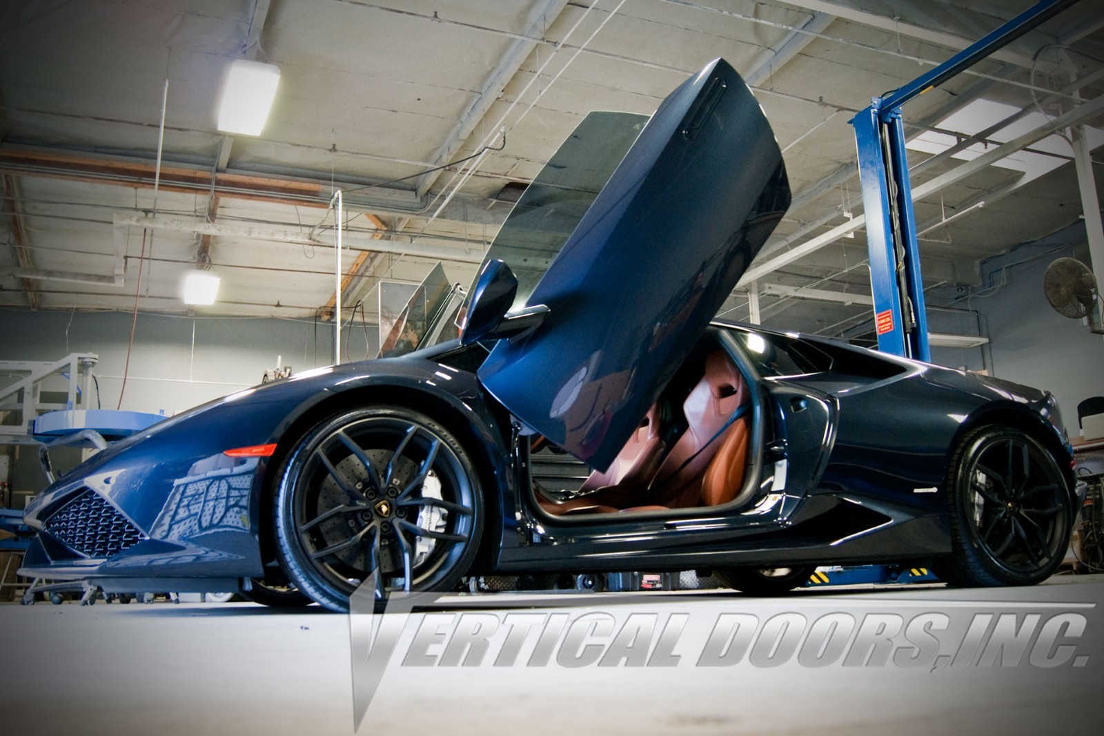 Lamborghini Huracan 2014 - 2017 Vertical Door Kit  BY Vertical Doors Inc   (OBO)