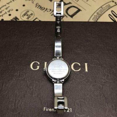 GUCCI 1400L Watch Silver White Dial QZ Women's Bangle Wrist Watch