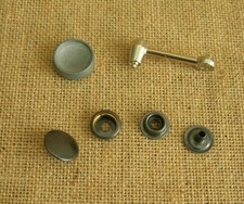 Matrice Punzone manuale per applicazione bottoni tipo BC e CC diametro 17 mm