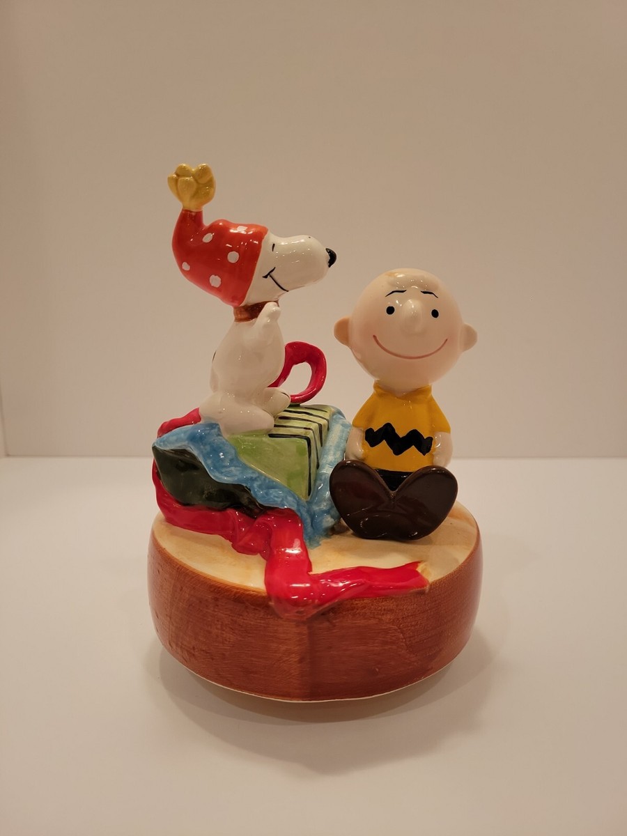 1980 Snoopy Peanuts Charlie Brown Schmid Music Box Happy