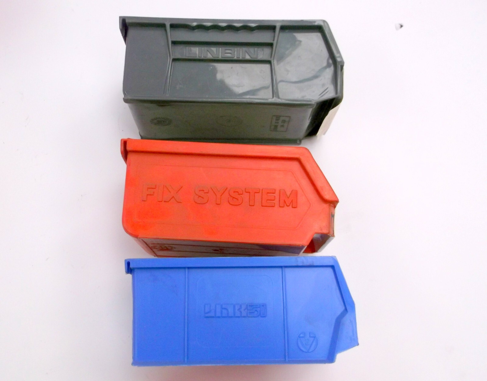 60 SIZE 2 STACKING HANGING STORAGE BINS PLASTIC PARTS LIN BINS eBay