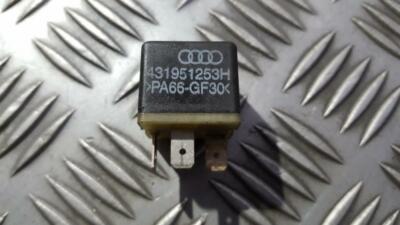 431951253h 204 Relaismodul für Volkswagen Passat UK324882-25