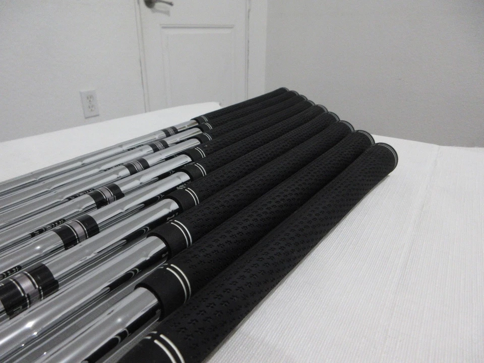 Left-Handed 2023 Cobra T-Rail Iron Set - 4-SW - Regular Steel - 2* Upright - NEW - Image 3 of 4