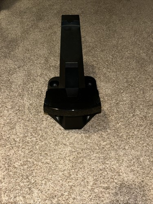 #ad #ad Virtual Reality Headset Stand Black No power $20.00