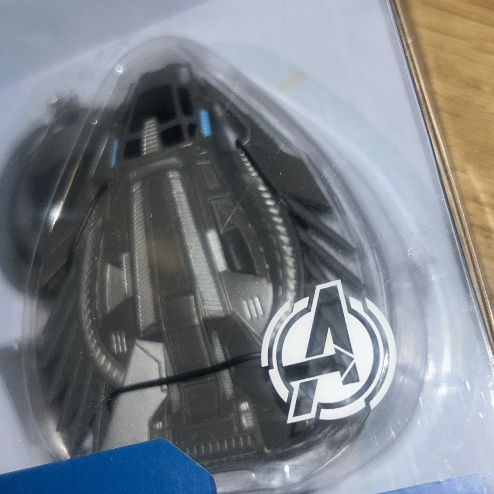 Véhicule Marvel ExclusiveAvengers Campus Disneyland 2022 (métal Die Cast)