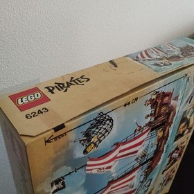 LEGO Captain Redbeard's Pirate Ship 6243