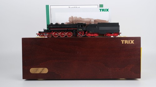 Locomotora de vapor Trix H0 42223 con ténder BR T18 002 DRG corriente alterna Delta Digital | Zustand: Gebraucht