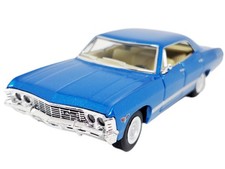 Kinsmart Chevy Impala 1967 Powder Blue Hardtop 136 Scale Diecast Car