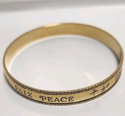 Vintage Avon Peace Different Languages One World Gold Tone Bangle Bracelet 7''