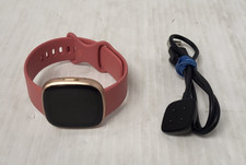  N95095-2 Fitbit Versa 4 Smart Watch