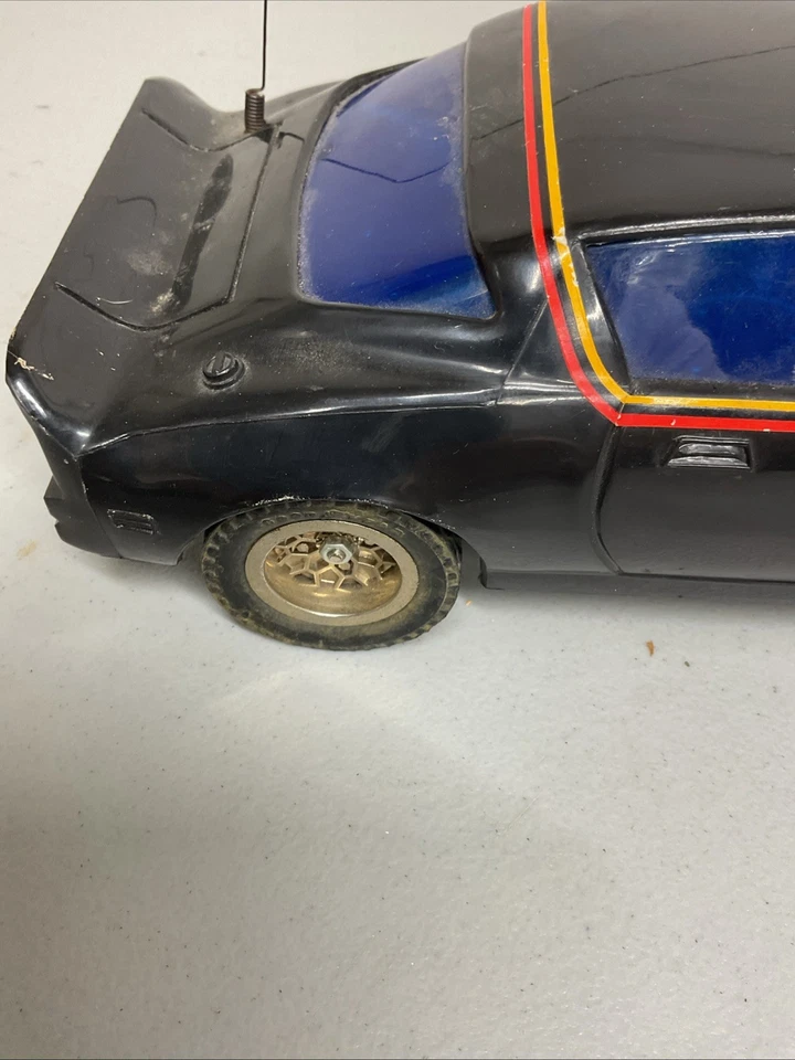 1970 s Very Rare Vintage Pontiac Trans Am R/C NO REMOTE 13 3/4" Long. - Image 3 of 4