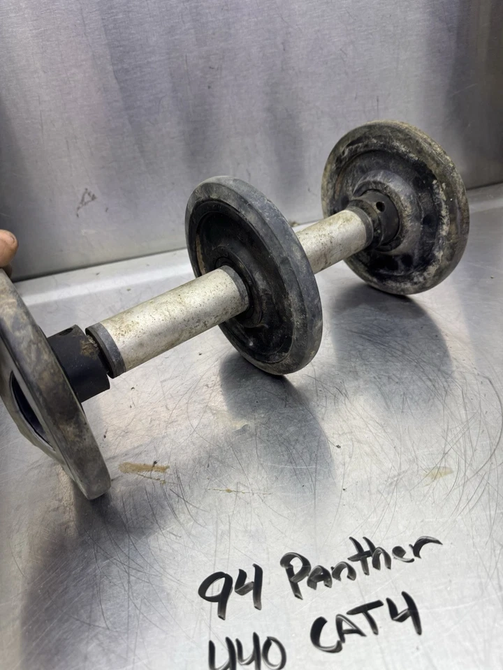 93 94 95 96 Arctic Cat Panther Jag 440 Z 580 suspensión eje trasero rueda boogie Foto 3 de 4