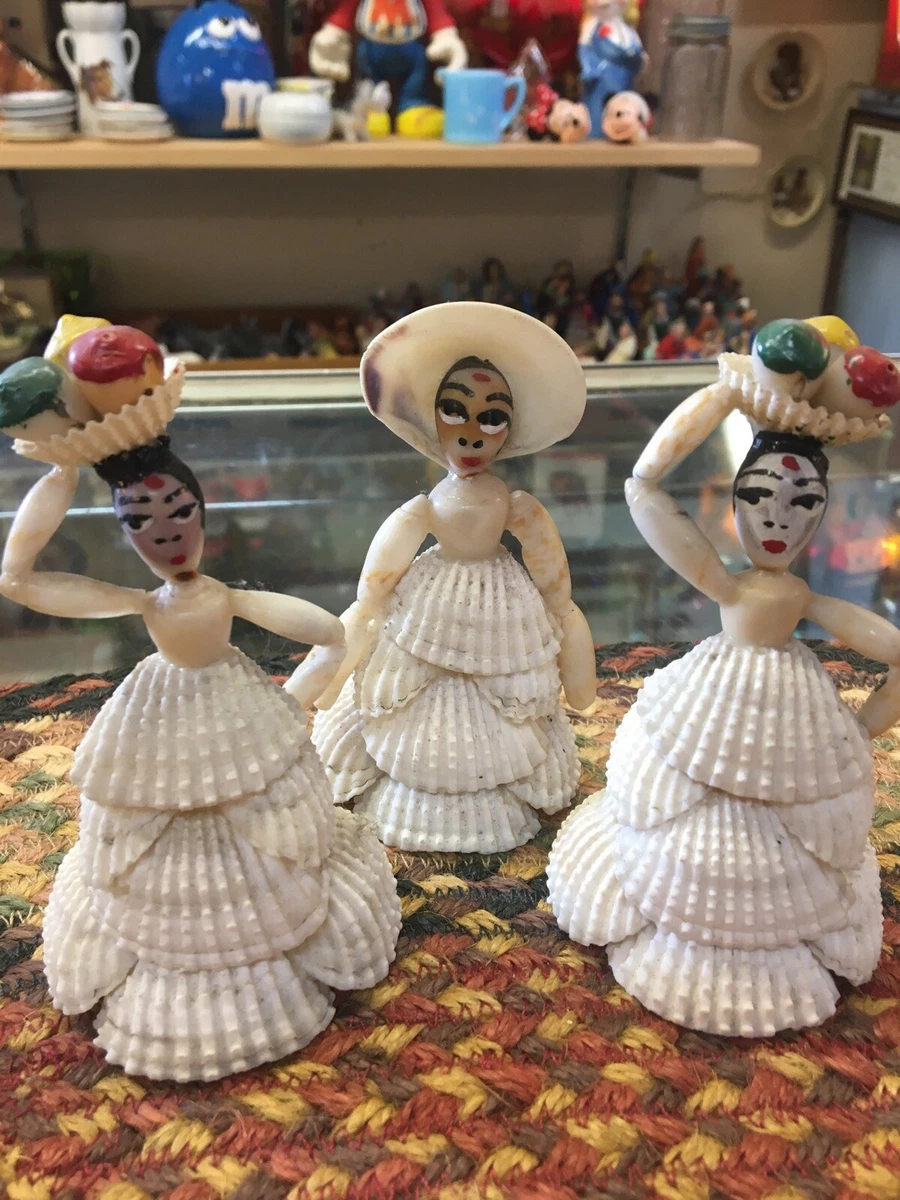 Vintage Set Of 3 Latin America Mexican Dancing Ladies Sea Shell Art Souvenir