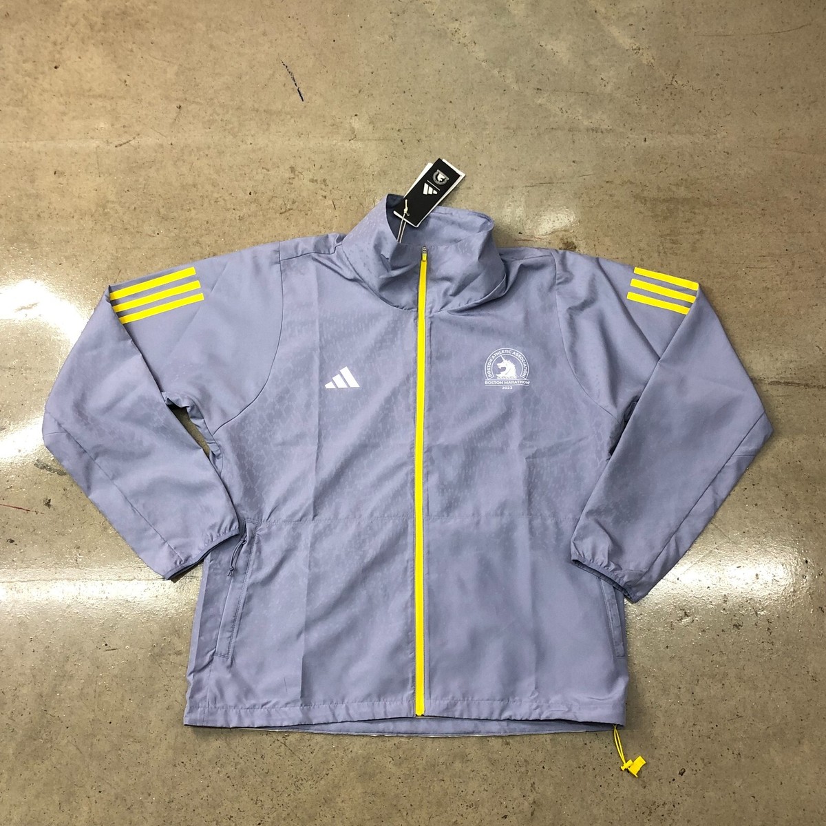Adidas 2023 Boston Marathon Womens Medium Windbreaker Jacket