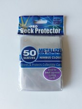 Pack de 50 pochettes/sleeves Ultra PRO Metalized Nimbus Cloud Small