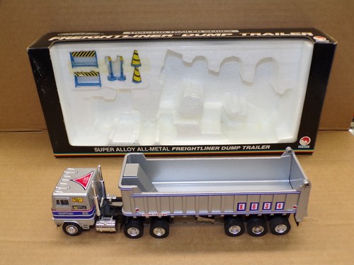 VINTAGE SHINSEI FREIGHTLINER COE SEMI W/ DUMP TRAILER #4634 ~~ 1/53 DIE-CAST