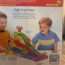 Vintage 2006 Playskool Tonka Wheel Pals Triple Track Race Tower W/Cars BRAND NEW