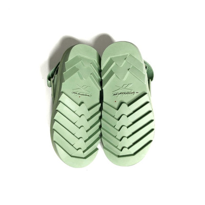 Urban Outfitters x Reebok Beatnik Sharktooth Clog Sandals Sz  display picture 2