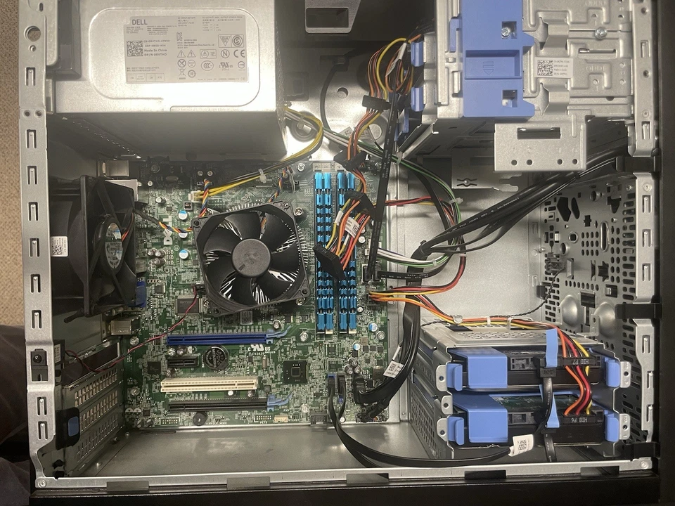 Dell Power Edge T20 Server, 2TB, No OS - Image 3 of 3