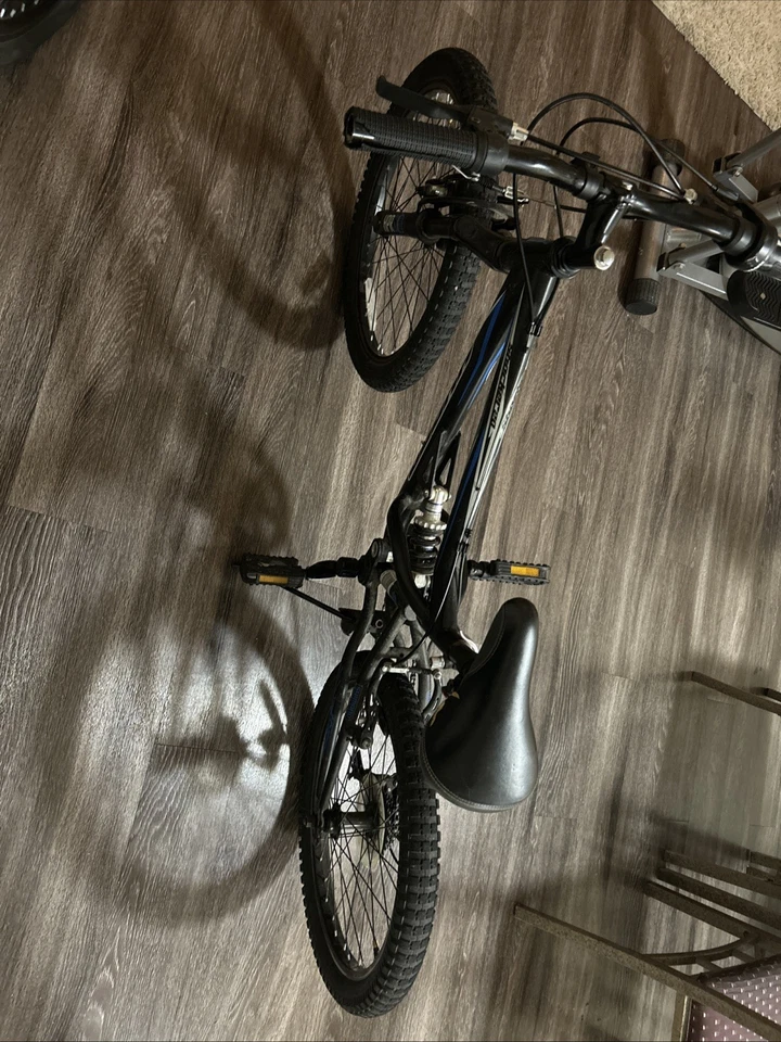 Selling Bike For $75  - Image 2 of 3