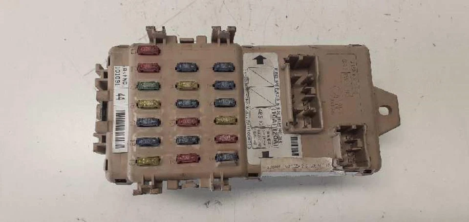 LB100601B Caja Reles/Fusibles para SUBARU IMPREZA (G10/GFC) * 113639 - Imagen 3 de 3