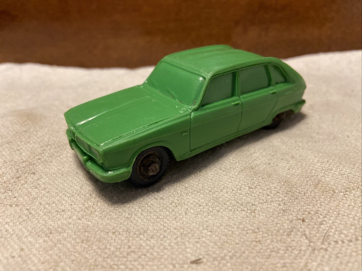 Vintage Tomte Laerdal - Norway 4” Toy Rubber Car - #25 Green