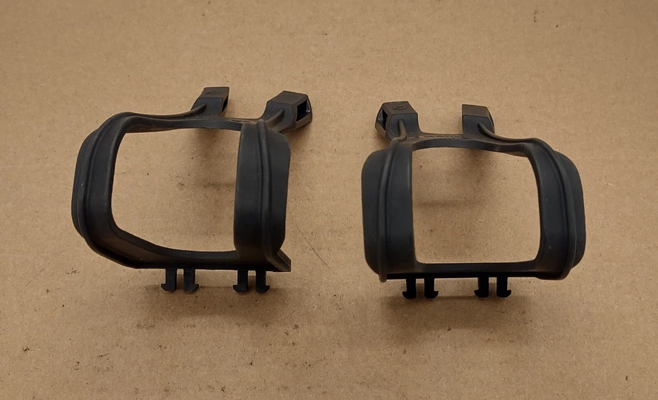 New Bike Wellgo Toe Clips NOS - Image 3 of 4