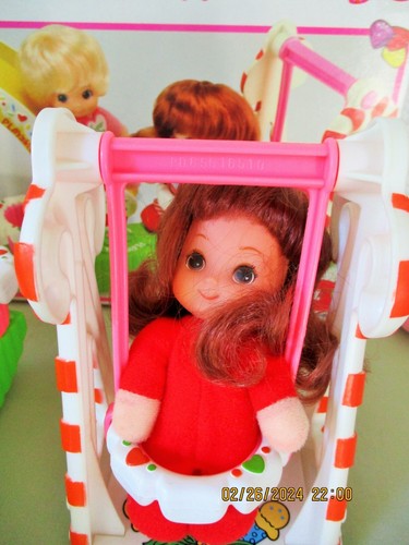 1982 Playskool Candy Land Kids Playground Swing, Teeter Totter, Slide, & 2 Kids - Picture 9 of 16