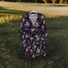 Modcloth Purple Floral Romper W/Pockets Elastic Waist Size XL Buttons