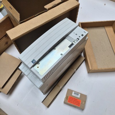 Lenze 9300 EMB9342-E 00461467 INVERTER