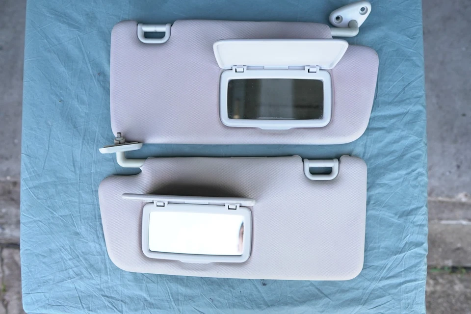 Juego de pares de parasoles laterales para conductor y pasajero Subaru Impreza 2008-2011 vinilo gris Foto 2 de 4