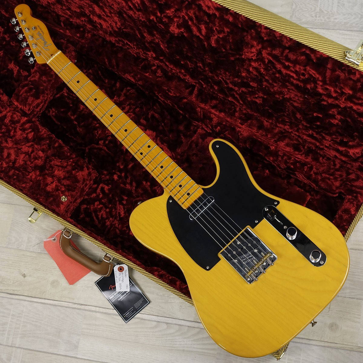 Fender American Vintage II 1951 Telecaster MN Butterscotch Blonde w/case USED