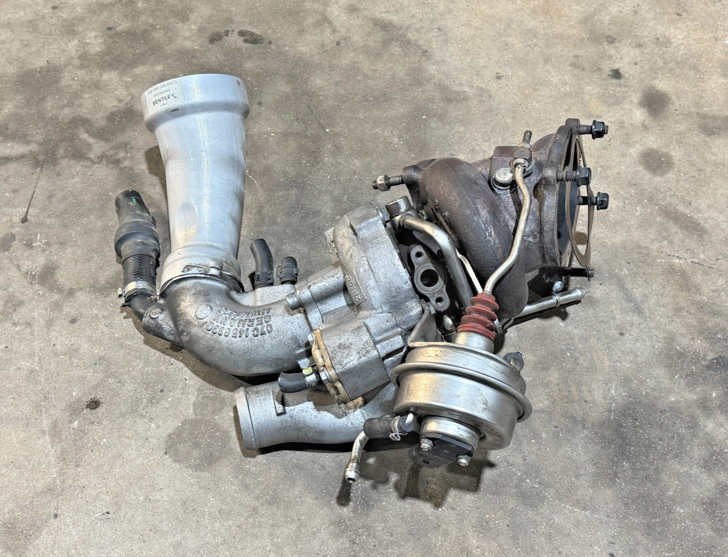06-11 Bentley Continental Flying Spur 6.0L W12 Left Turbo Turbocharger PO44 OEM