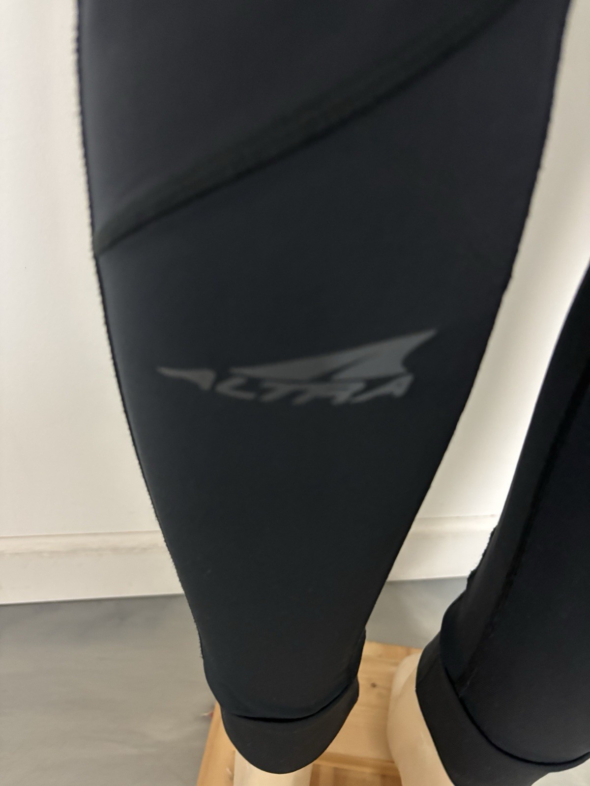 ALTRA PERFORMANCE Donna L Pantaloni Isolati Running Fitness Joggers Nero Leggings