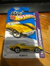 2013 Hot Wheels HW Showroom '69 Corvette #201 Yellow